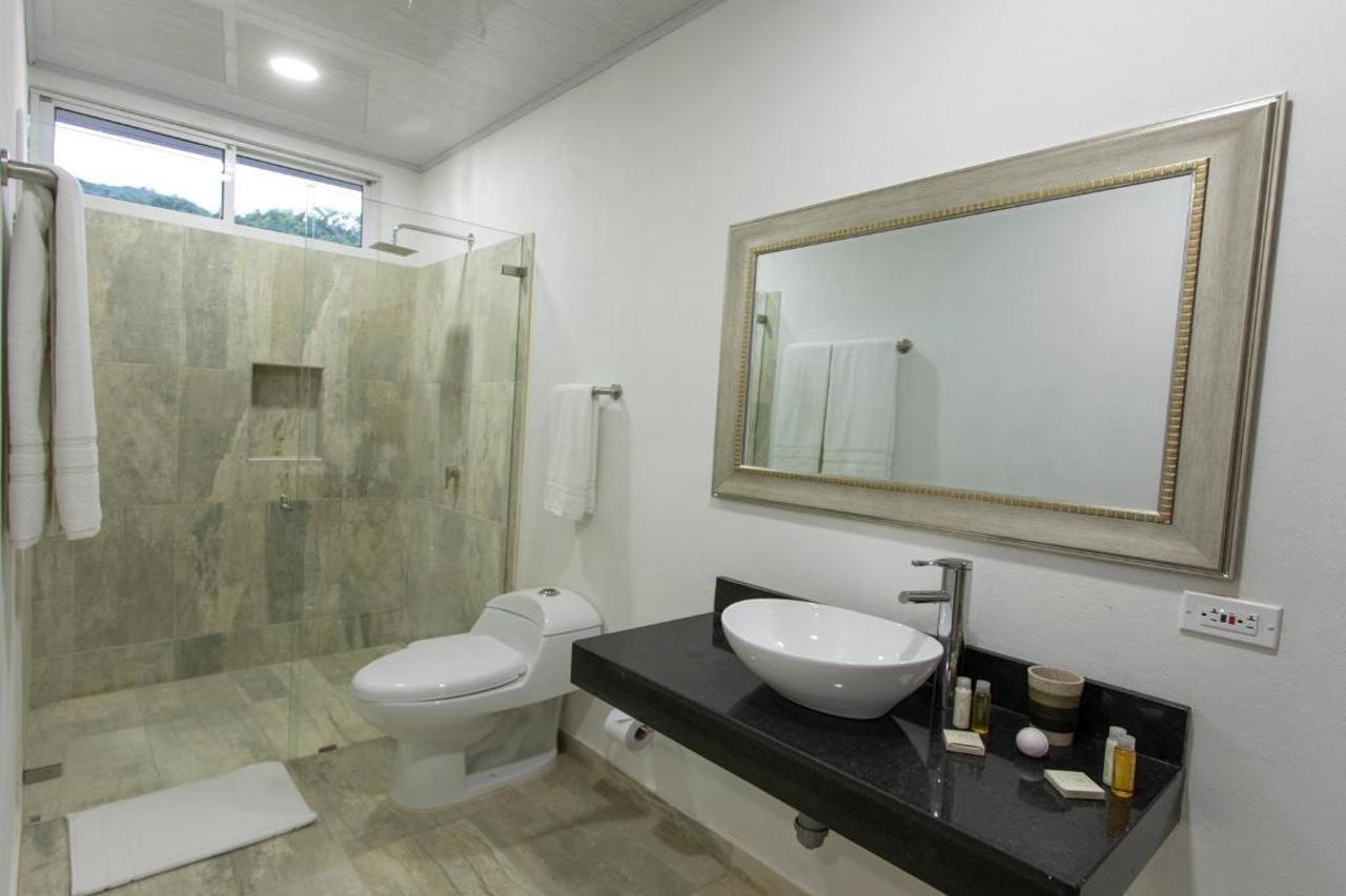 Natural Hill's By H&r Hotel Villeta
