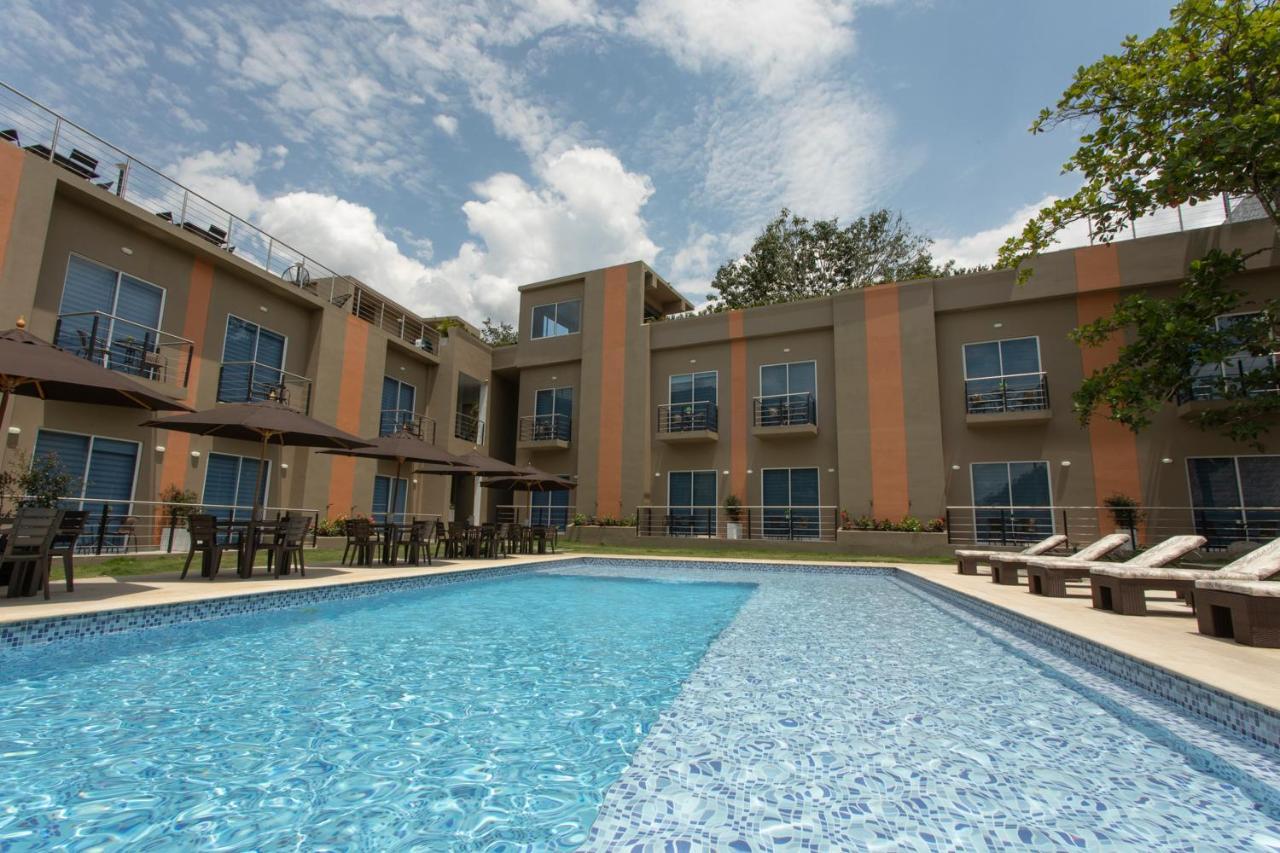 Natural Hill's By H&r Hotel